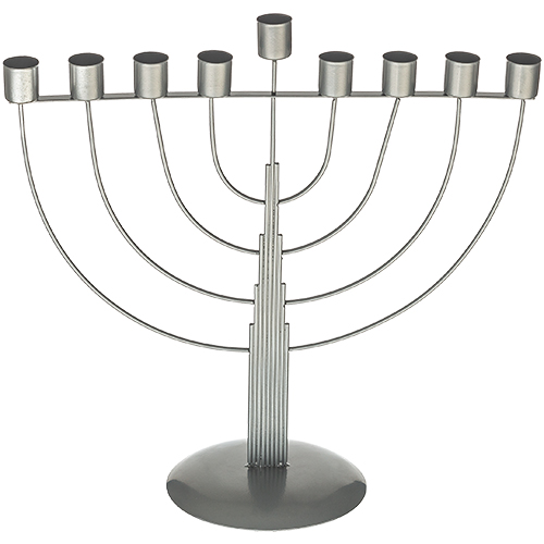 מנורת חנוכה מודרנית בעיצוב מתכת, מתאימה לקישוט הבית בחג. מתנה מושלמת לחגים ולאירועים מיוחדים.