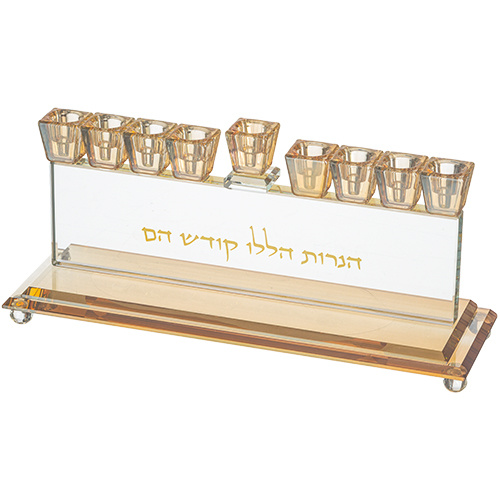 מנורת חנוכה מעוצבת מזכוכית עם 9 כוסיות לנרות, מתנה מיוחדת לחג ולבית חדש.